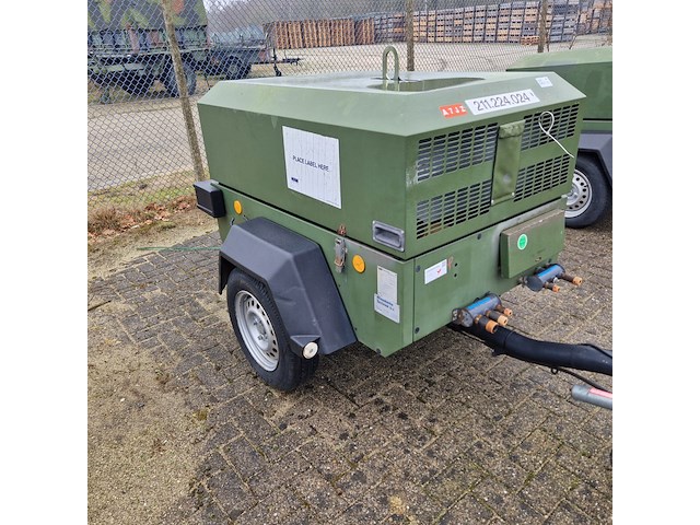 Compressor mobiel, ingersoll-rand, typer1075f726, 2003 - afbeelding 23 van  48