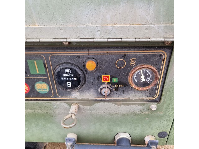 Compressor mobiel, ingersoll-rand, typer1075f726, 2003 - afbeelding 15 van  23