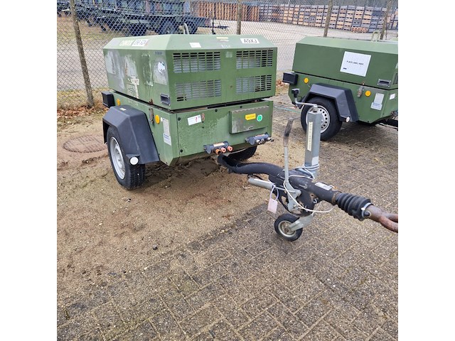 Compressor mobiel, ingersoll-rand, typer1075f726, 2003 - afbeelding 18 van  23