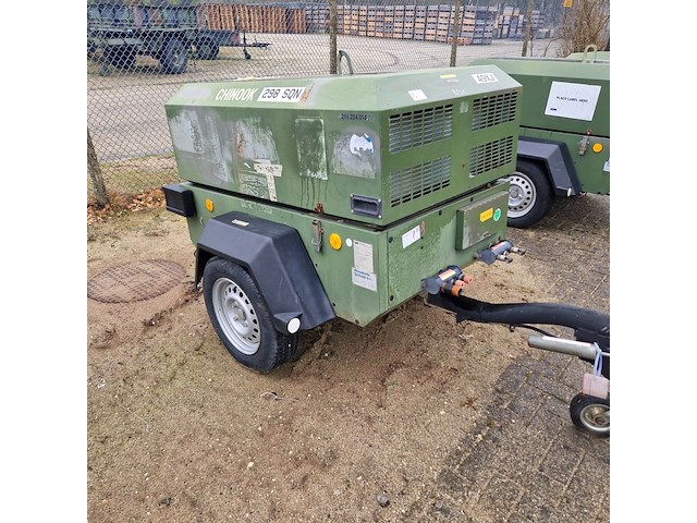Compressor mobiel, ingersoll-rand, typer1075f726, 2003 - afbeelding 19 van  23
