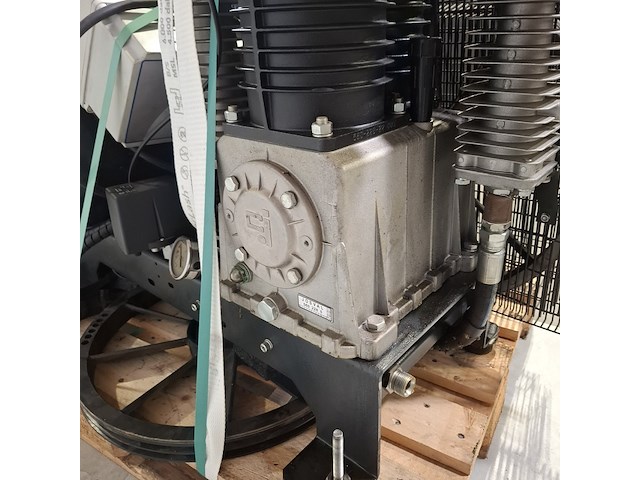 Compressor, van elewout, edx26, 2010 - afbeelding 2 van  14