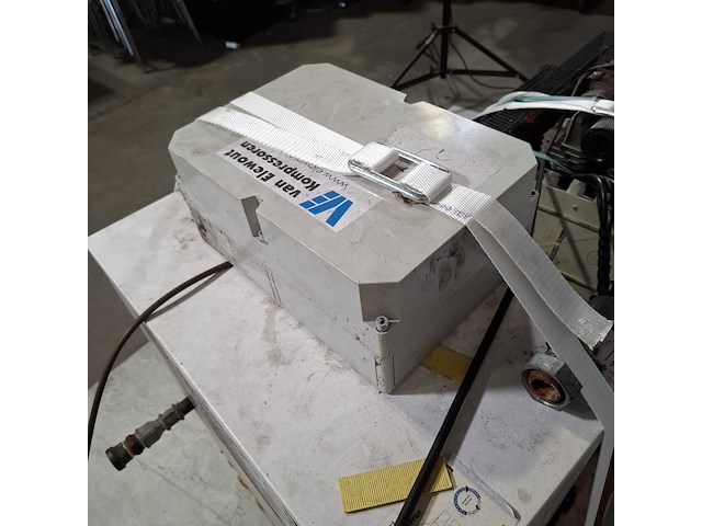 Compressor, van elewout, edx26, 2010 - afbeelding 11 van  14