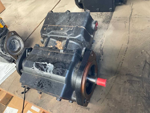 Compressor - afbeelding 2 van  4
