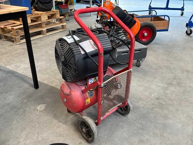 Compressor - afbeelding 2 van  7