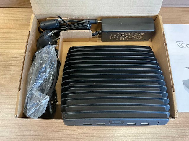 Compulab fitlet-t industriële pc - 4 gb - ssd - afbeelding 2 van  3