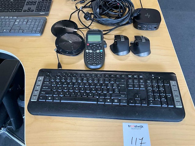 Computer accessoires - afbeelding 2 van  5