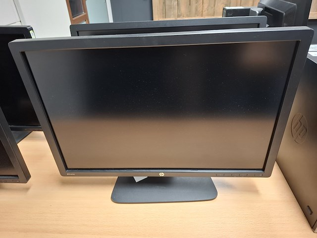 Computer met 2x beeldscherm hp, hp pro 6300 sff i5 - afbeelding 4 van  5