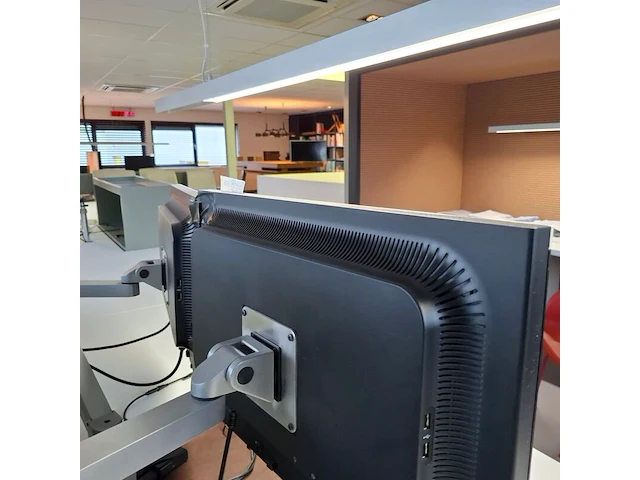 Computer met 2x monitor, dell, optiplex 5040 - afbeelding 8 van  10