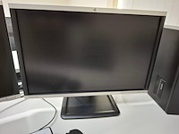 Computer met 4x diverse monitor peaq, med mt 8147n, pdt g 2020-i7n1, core i7 - afbeelding 3 van  7