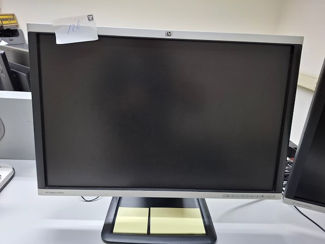 Computer met 4x diverse monitor peaq, med mt 8147n, pdt g 2020-i7n1, core i7 - afbeelding 4 van  7