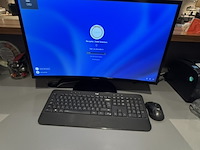 Computer met monitor intel, nuc10fnh - afbeelding 1 van  3