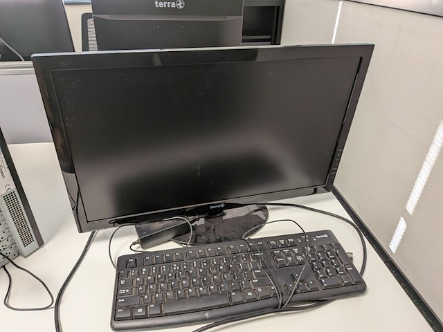 Computer met monitor, terra, intel core i5 - afbeelding 6 van  8