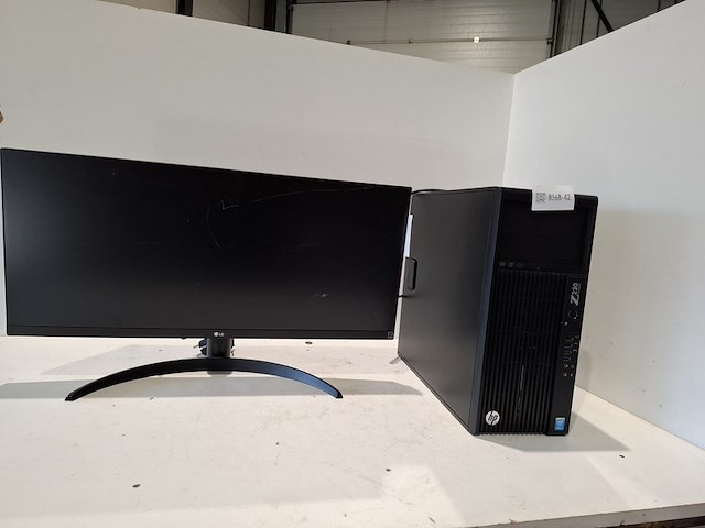 Computer met ultrawide monitor, hp, lg, z230, core i7 - afbeelding 1 van  8