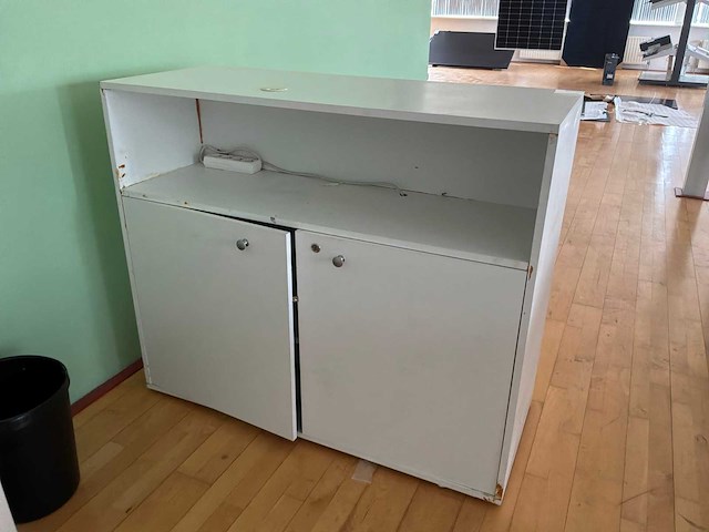 Computerdesk - afbeelding 1 van  3