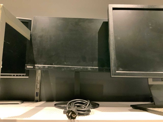 Computerschermen (3x) - afbeelding 3 van  4