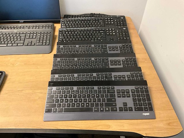 Computertoebehoren en kantoorartikelen - afbeelding 6 van  6