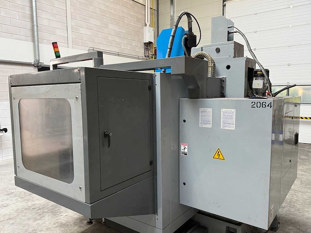 Comu - 2004 - b1000 - cnc universele bewerkingscentra - afbeelding 14 van  14