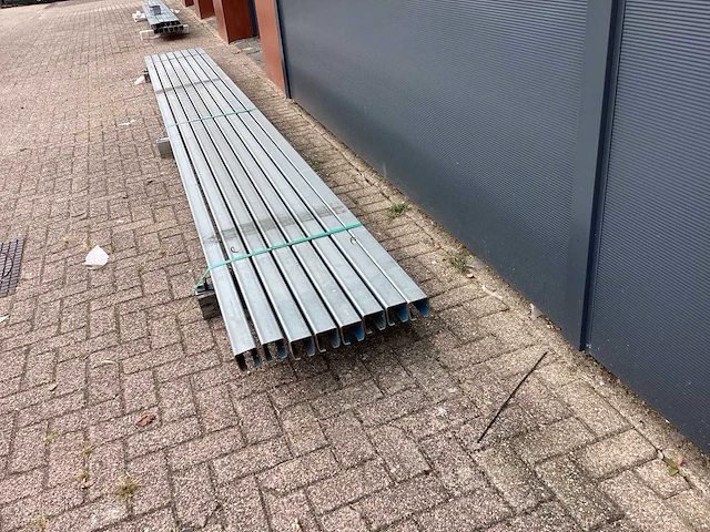 Comunello cantilever geleiderail (8x) - afbeelding 8 van  13