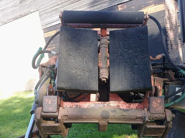 Concar bomen rooier minitractor - afbeelding 6 van  6