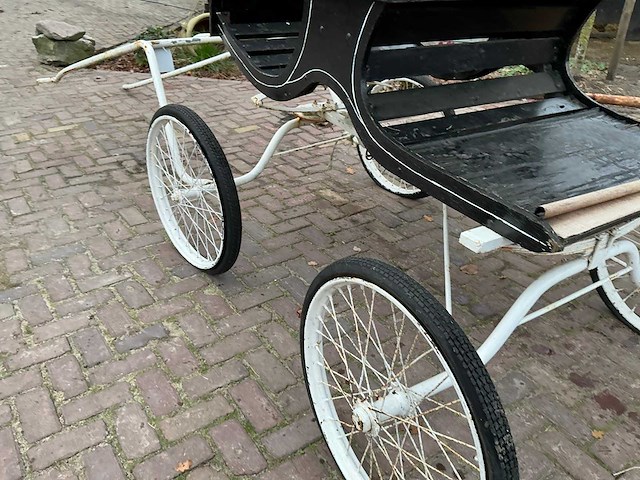 Concourswagen - afbeelding 10 van  23