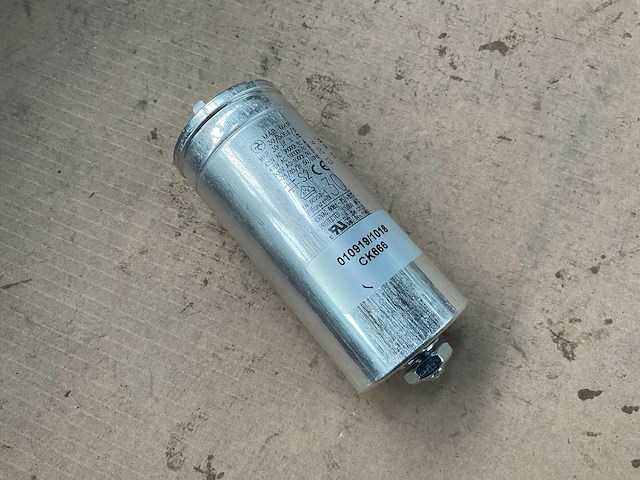 Condensator (30x) - afbeelding 1 van  4