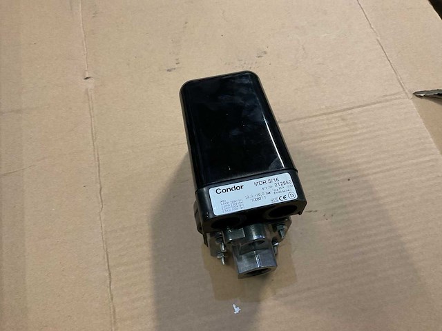 Condor mdr 5/15 drukschakelaar - afbeelding 2 van  3