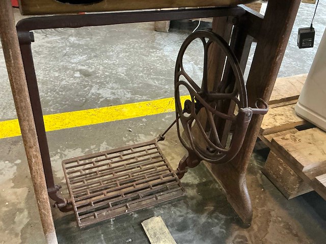 Condordia trapnaaimachine - afbeelding 3 van  5