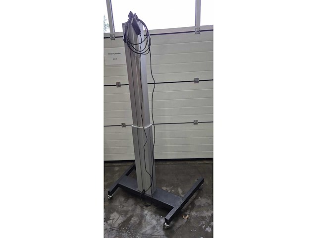 Conen mounts - televisie steun - afbeelding 2 van  5