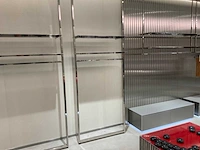 Confectiedisplay 420x1060x3100 mm - afbeelding 2 van  3