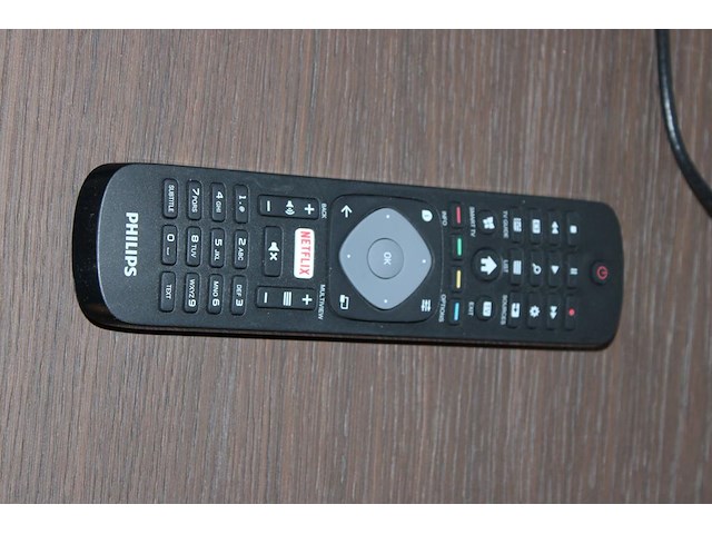Conferentieset bestaande uit tv philips 164 cm, yealink meetingbar a20, dommel en collaboration touch panel... - afbeelding 4 van  4