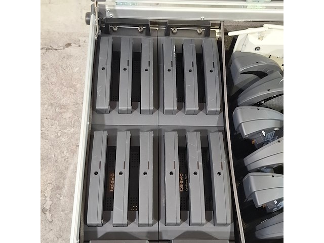 Conferentieset in flightcase, televic, o.a confidea dd g3 - afbeelding 10 van  16