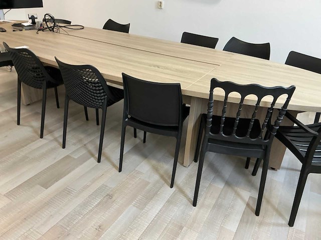 Conferentietafel met 12 stoelen - afbeelding 5 van  10