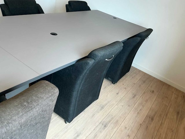 Conferentietafel met 8 stoelen - afbeelding 5 van  6