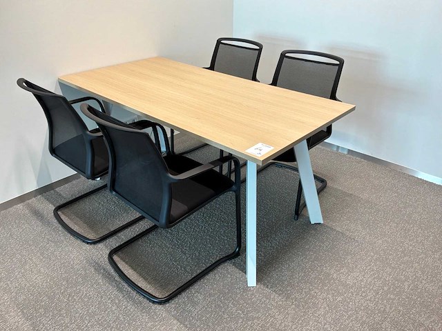 Conferentietafel met stoelen (2x) - afbeelding 1 van  7