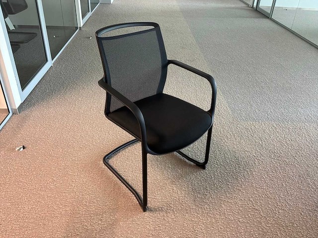 Conferentietafel met stoelen (3x) - afbeelding 5 van  6