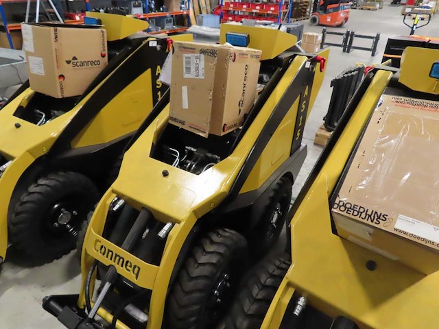 Conmeq - 2023 - as15 - mini loader elektrisch - in opbouw - afbeelding 9 van  10