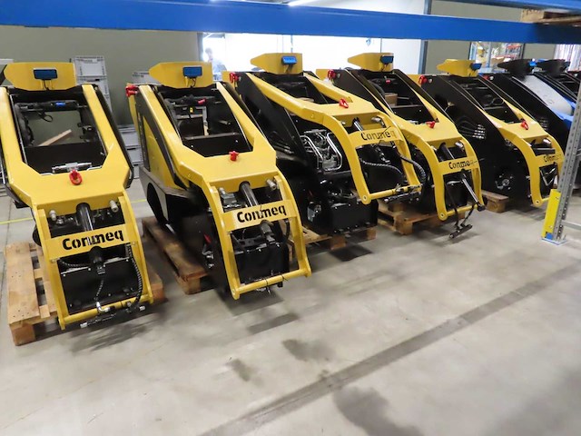 Conmeq - as15 - mini loader in opbouw (9x) - afbeelding 27 van  29