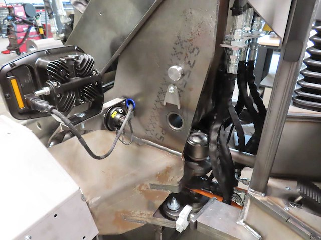 Conmeq - j serie - kniklader elektrisch - prototype - afbeelding 3 van  20