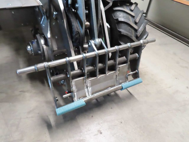 Conmeq - j serie - kniklader elektrisch - prototype - afbeelding 5 van  20