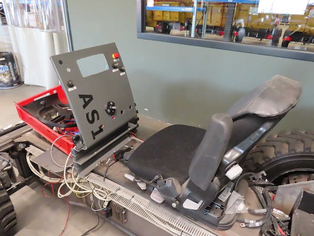 Conmeq - x serie - bouwmachine in opbouw elektrisch - afbeelding 4 van  12