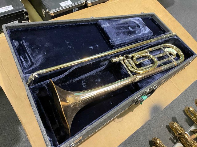 Conn trombone - afbeelding 8 van  9