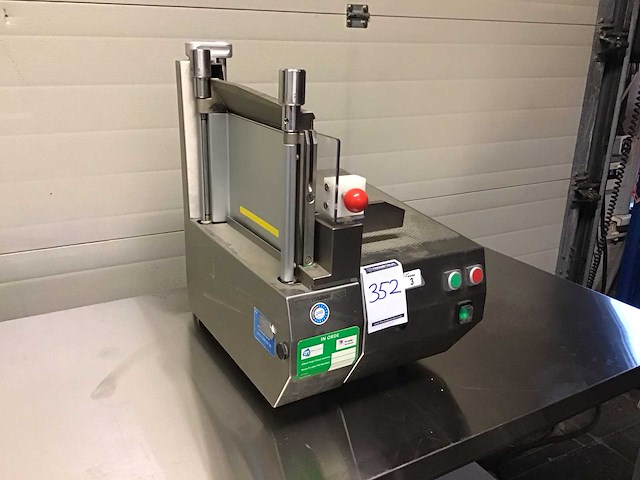 Conpax-servo wrap ergoslicer kaassnijmachine - afbeelding 3 van  4