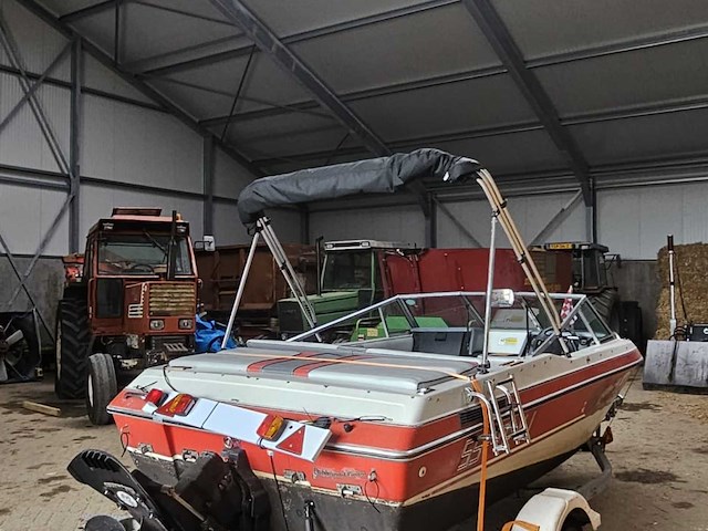 Conquest - 1990 - 5591yj - speedboot - afbeelding 11 van  14