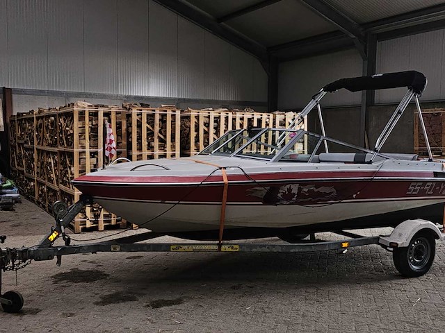 Conquest - 1990 - 5591yj - speedboot - afbeelding 14 van  14