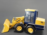 Conrad 1:50 hanomag 15f wiellader nr. 2427 - afbeelding 2 van  7