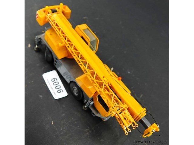 Conrad liebherr ltm 1030-2.1 mobiele kraan. - afbeelding 3 van  6