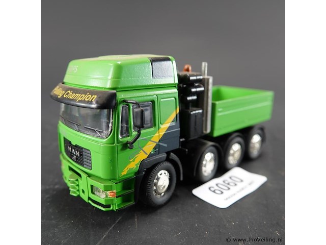 Conrad man e2000 "pulling champion" - afbeelding 1 van  7