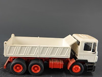 Conrad man f90 3-assige kipper - afbeelding 4 van  7