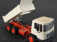 Conrad man f90 3-assige kipper - afbeelding 5 van  7