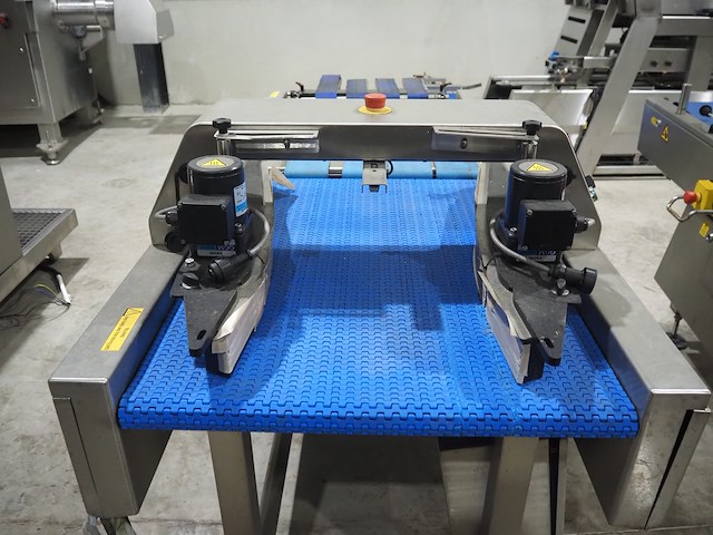 Consol converging solutions - afbeelding 12 van  16